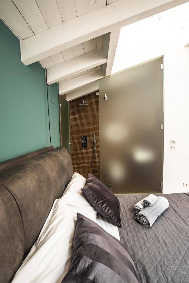 Luxury Industrial Apt Vicino Al Centro Con Garage Bréscia Exterior foto