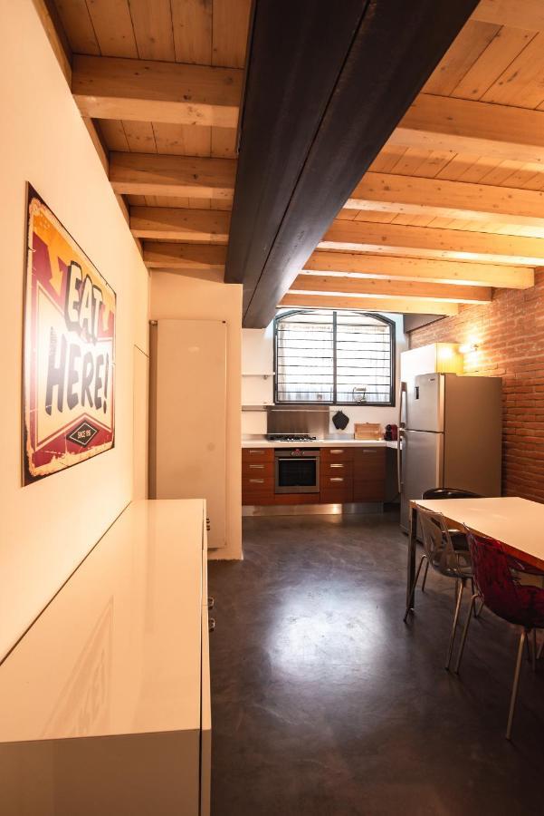 Luxury Industrial Apt Vicino Al Centro Con Garage Bréscia Exterior foto